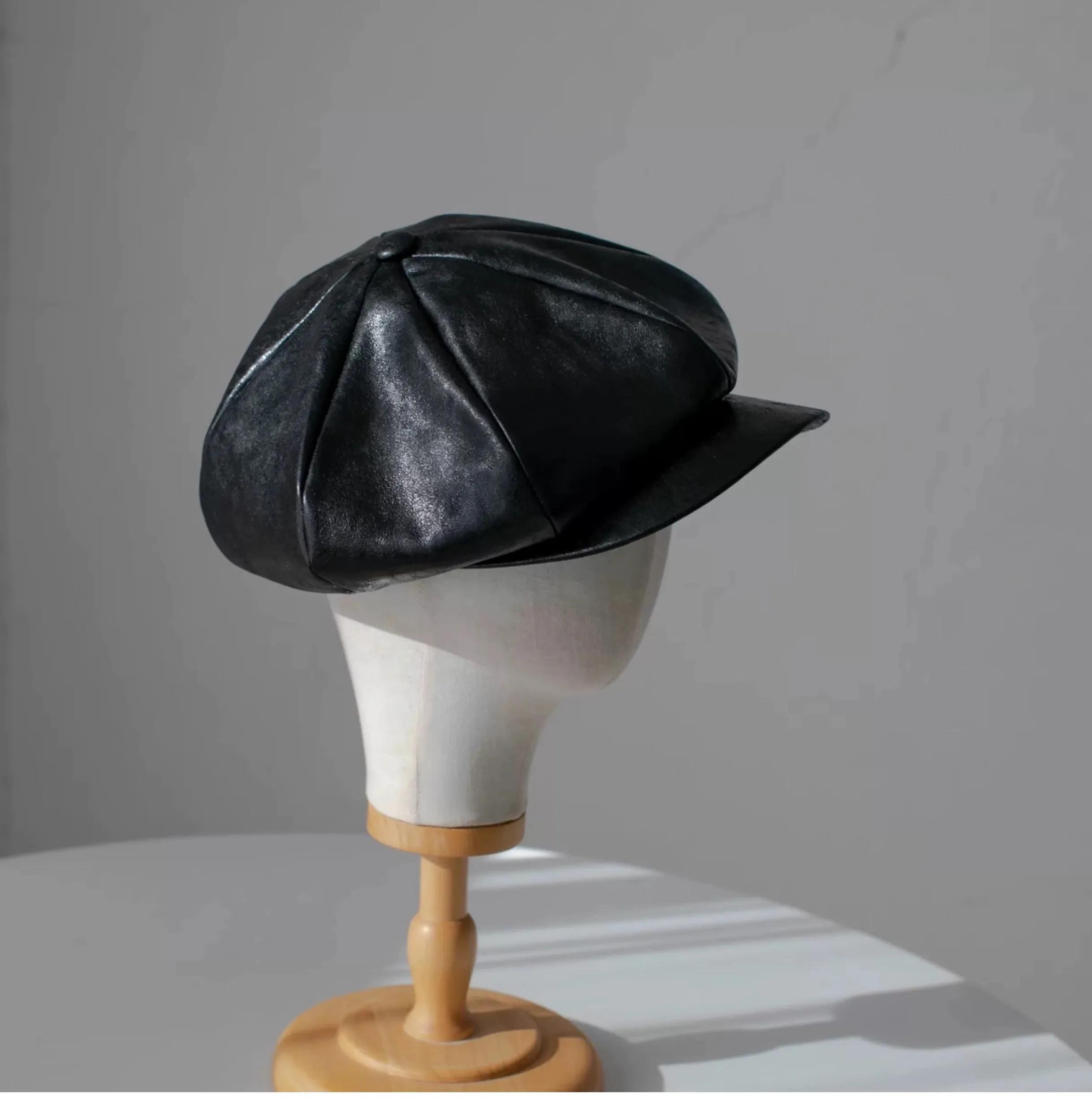Customized Oversize Leather Applejack Newsboy Cap