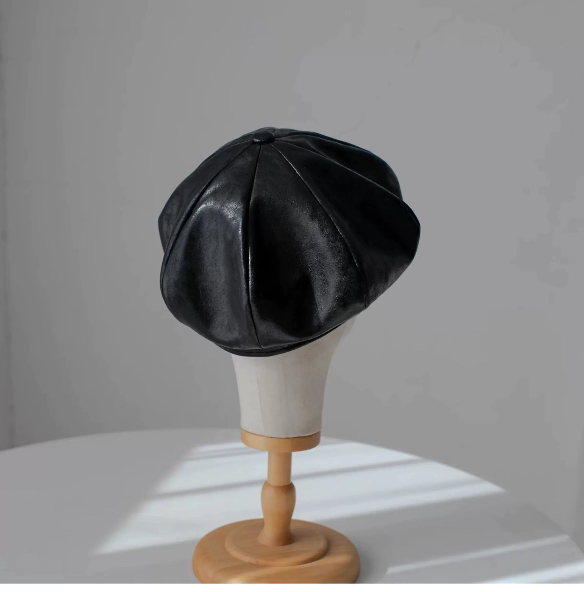 Customized Oversize Leather Applejack Newsboy Cap