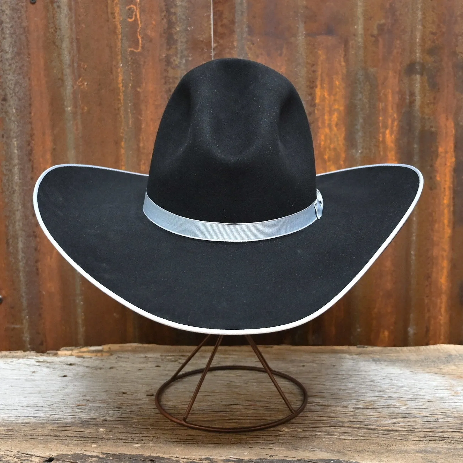 Serratelli 8X Gus Outback in Black
