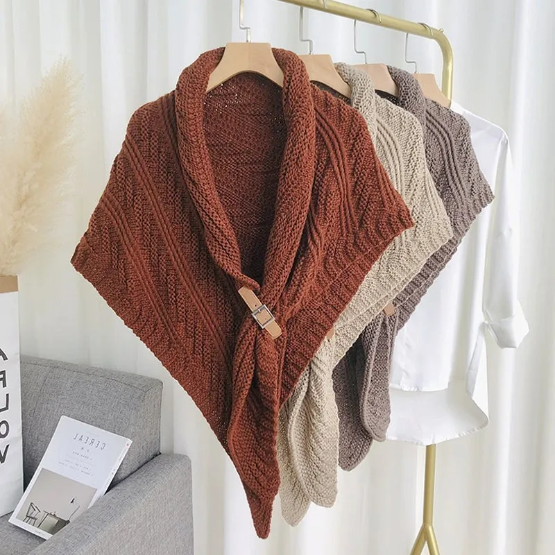 Triangle Knitted Shawl with Leather Buckle